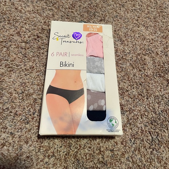 Secret Treasures 6 Pair Seamless Bikini size Xs 0-2 - Picture 1 of 1